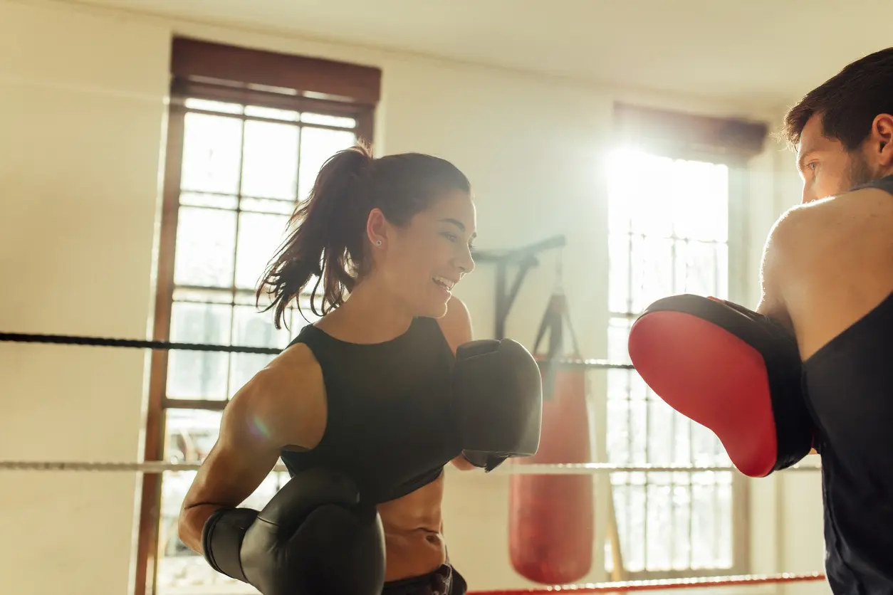 Boxe femme entraînement Lyon